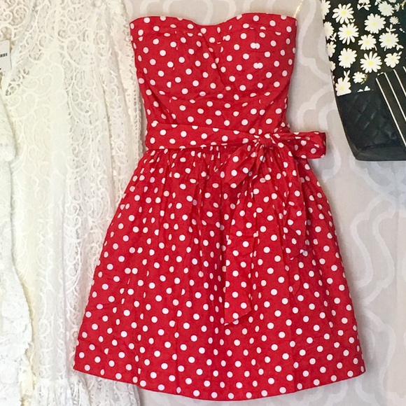 *CLEARANCE* Red Strapless Polka Dot Pin Up Dress - Picture 7 of 7